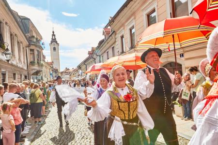 Razkrivamo program 51. Dnevov narodnih noš in oblačilne dediščine v Kamniku (14)